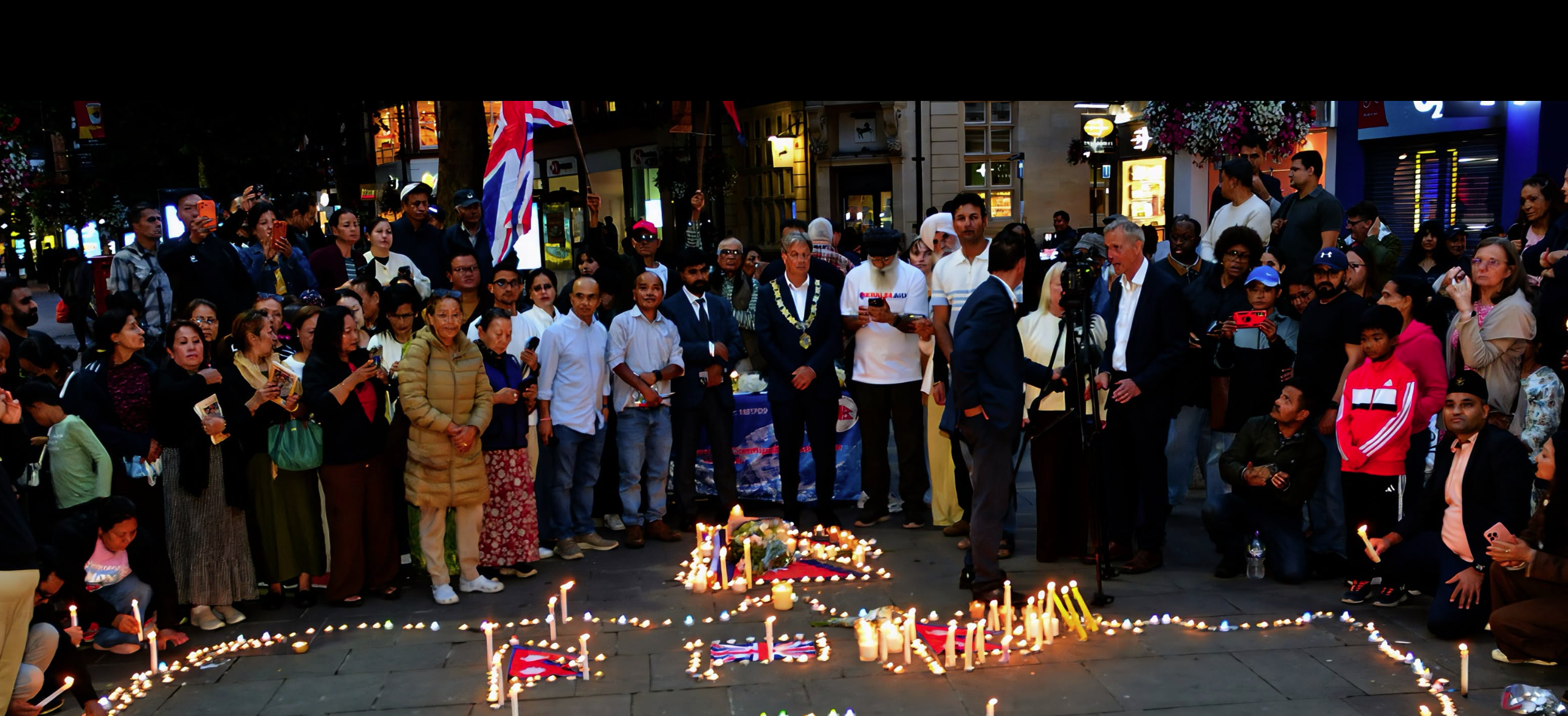 Hundreds attend Reading vigil for Nepalese flood victims